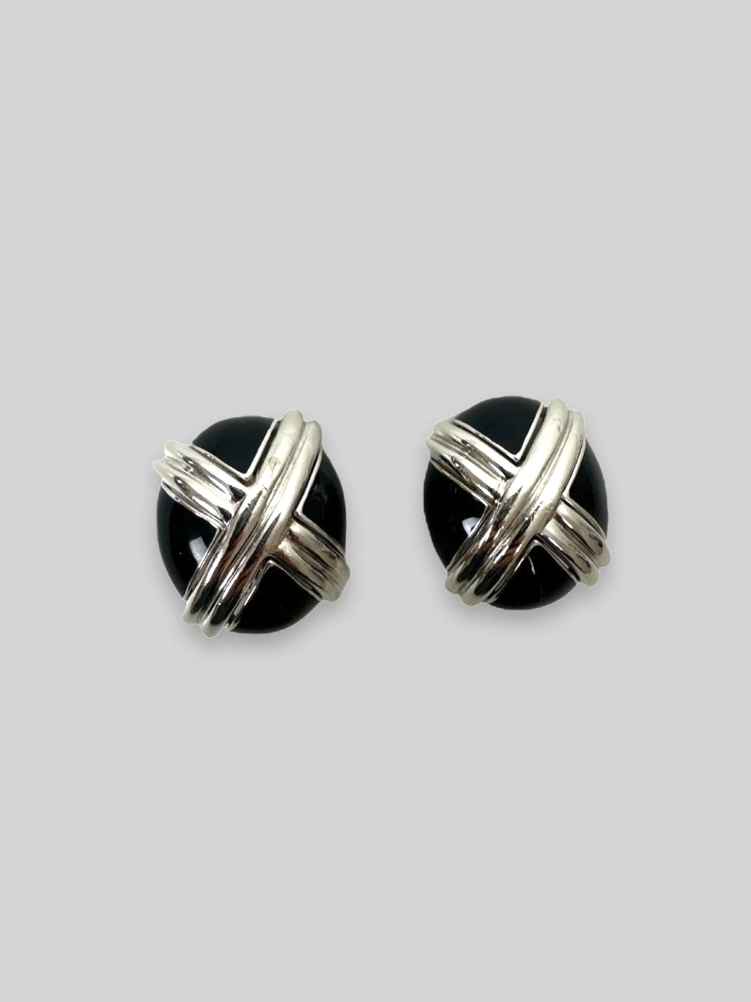 Oval earrings