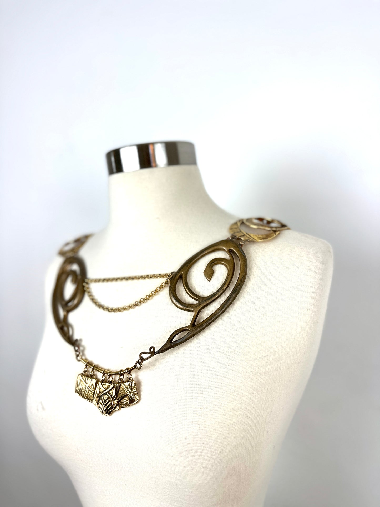 Shoulders Jewelry Piece