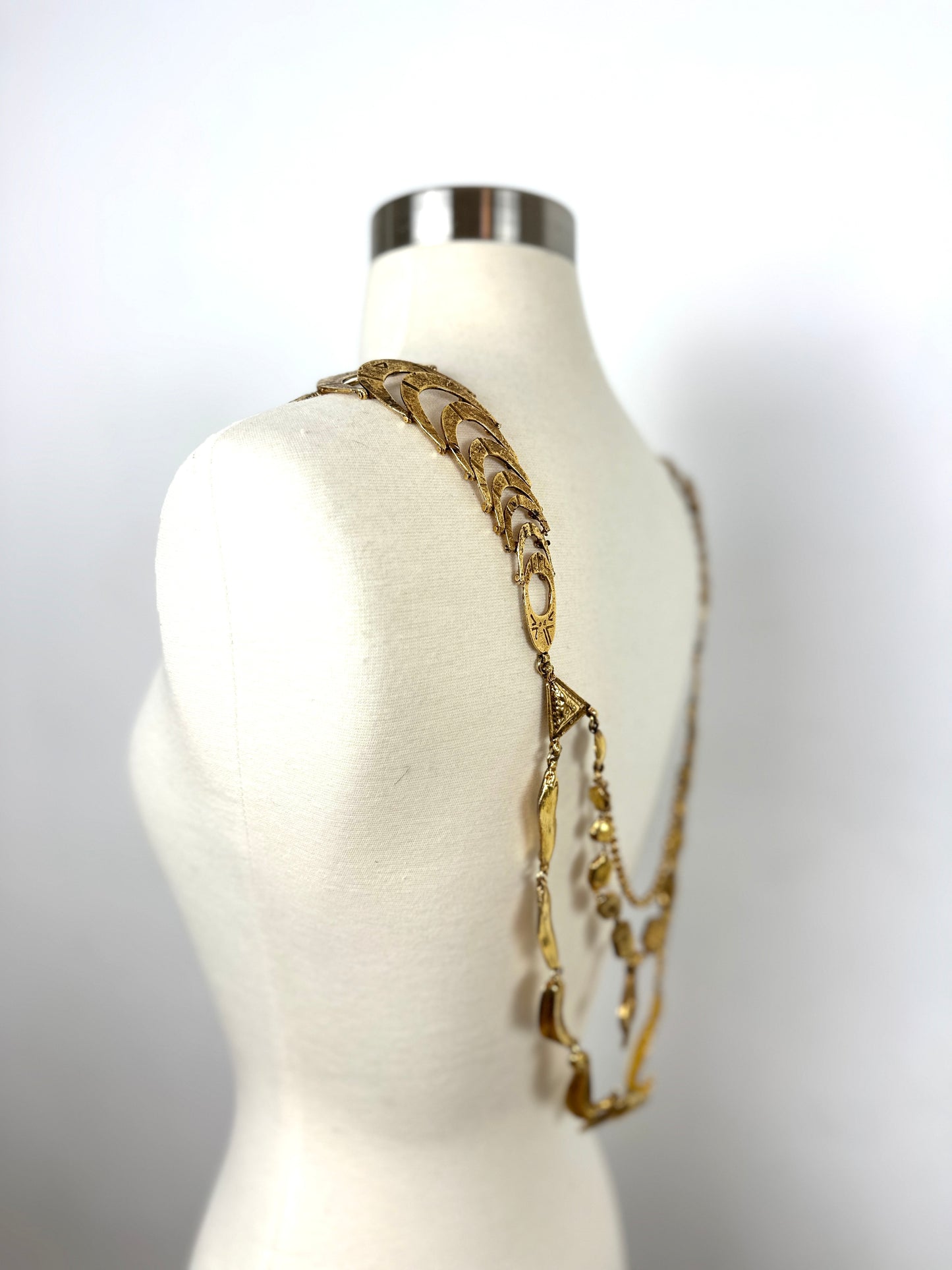 Shoulders Jewelry Piece