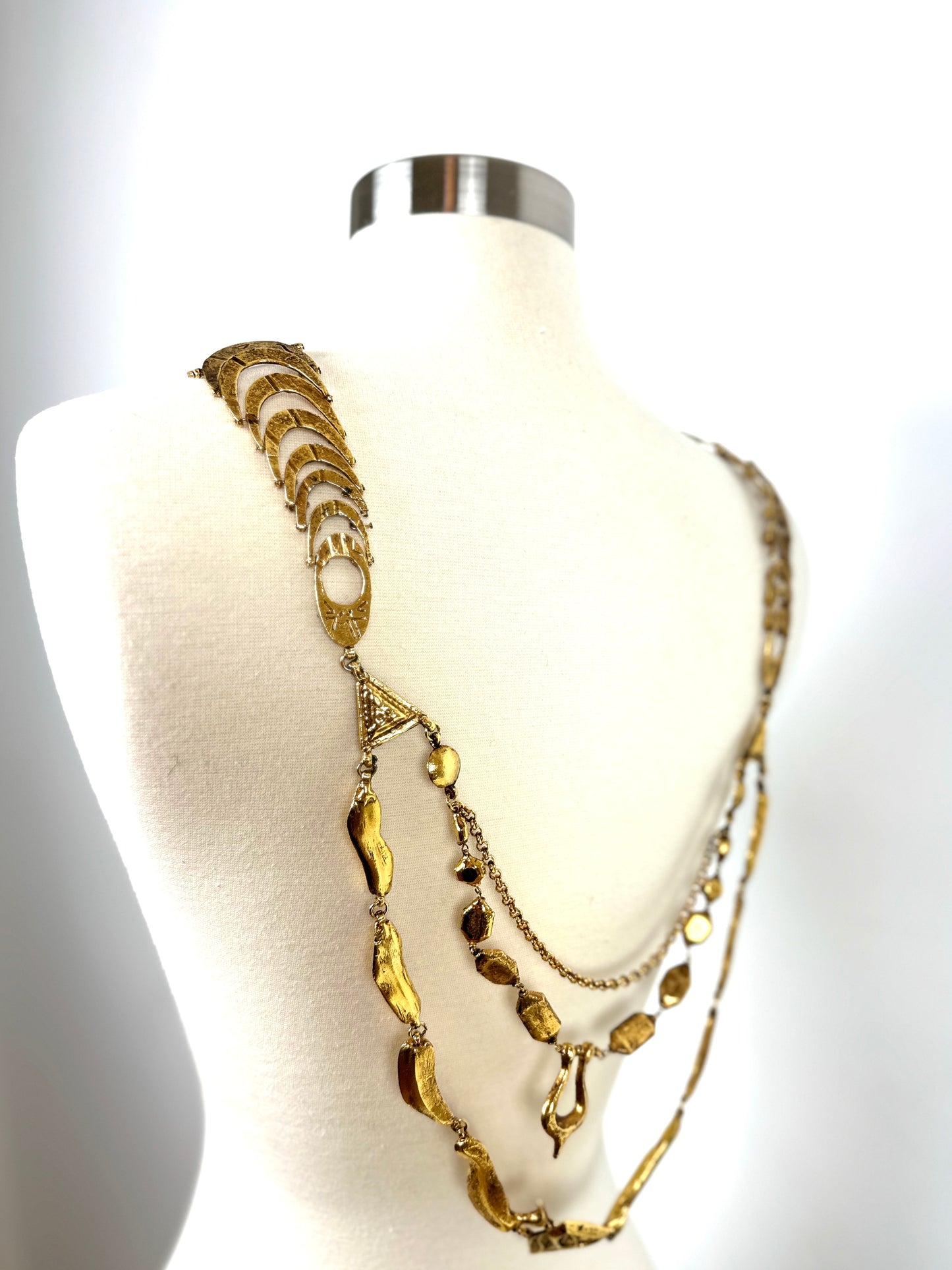 Shoulders Jewelry Piece