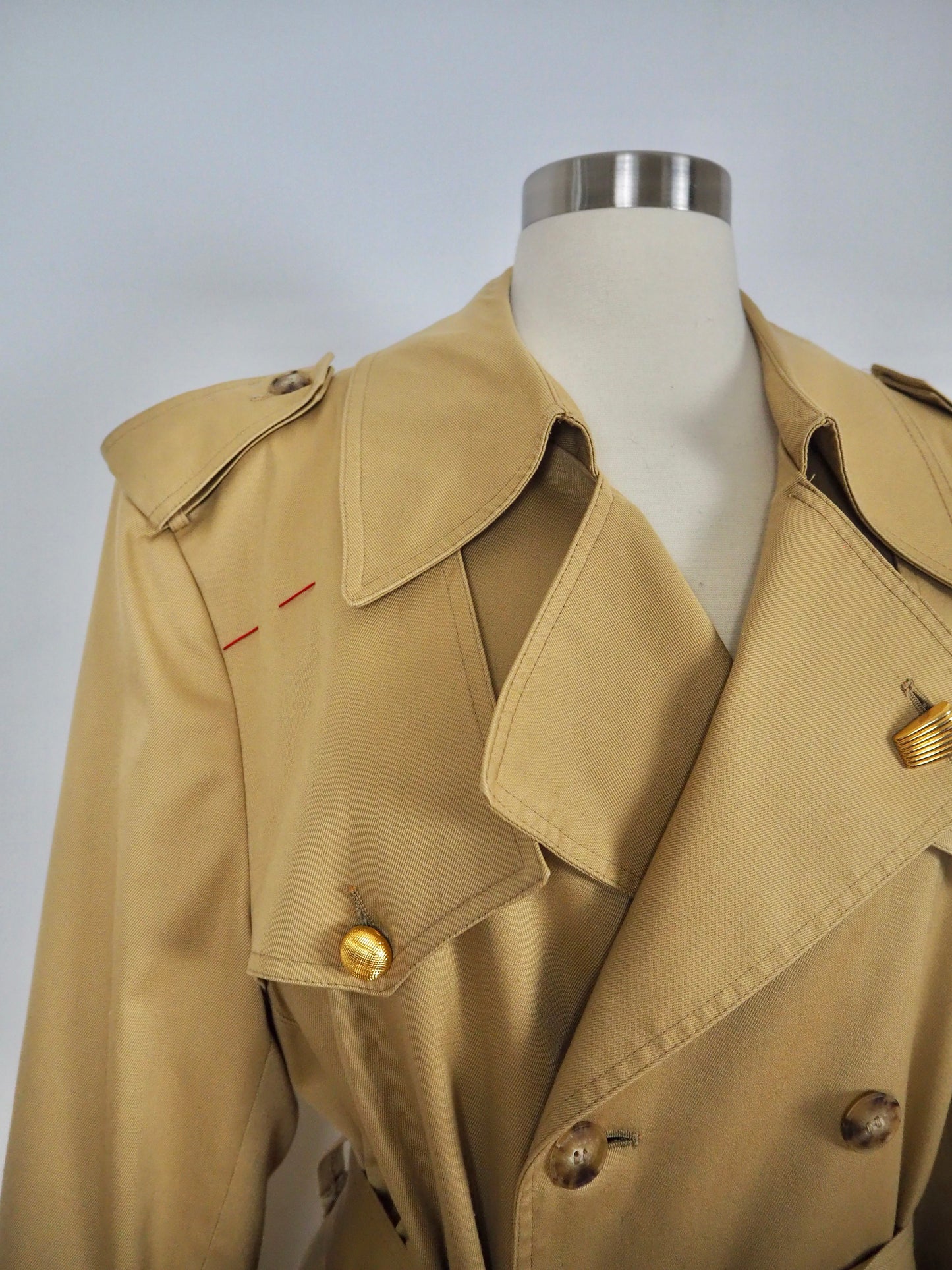 Brooch Trench #12 Jen Wonders Collection