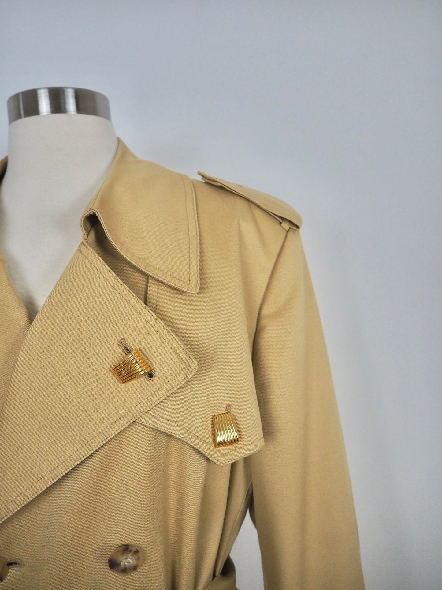 Brooch Trench #12 Jen Wonders Collection