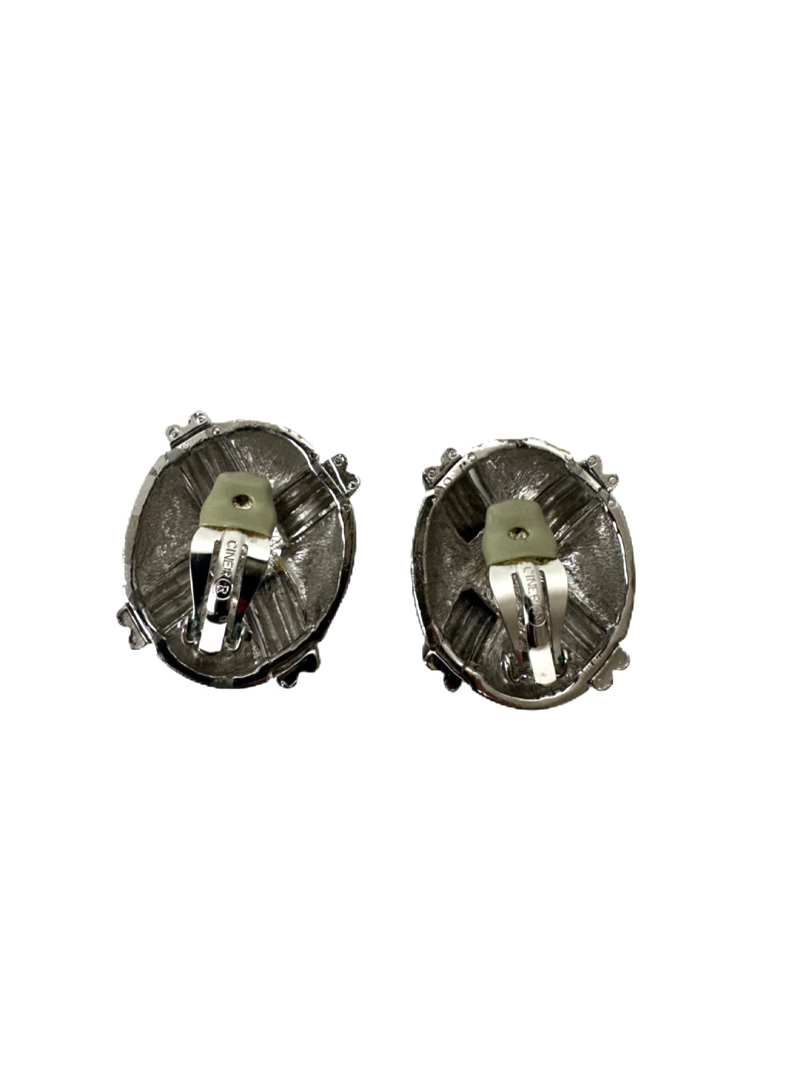 Oval earrings