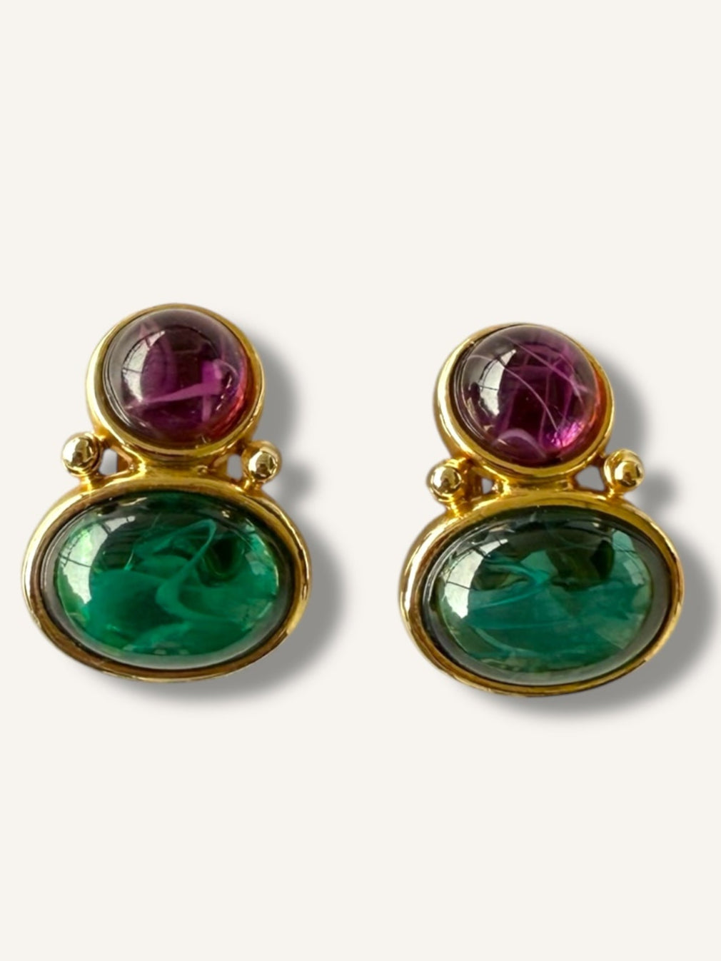 Jewel cabochon earrings
