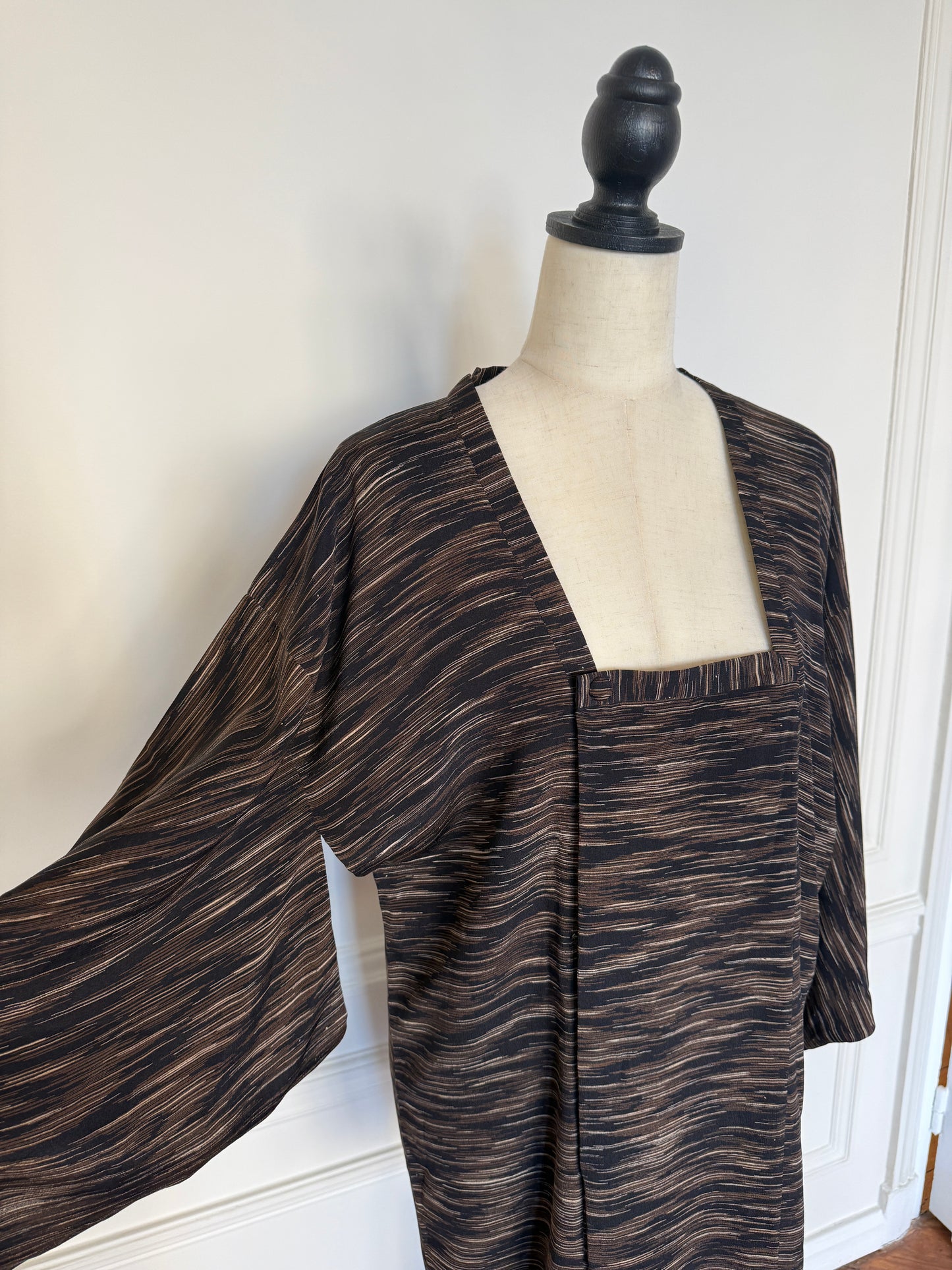 Brown Kimono