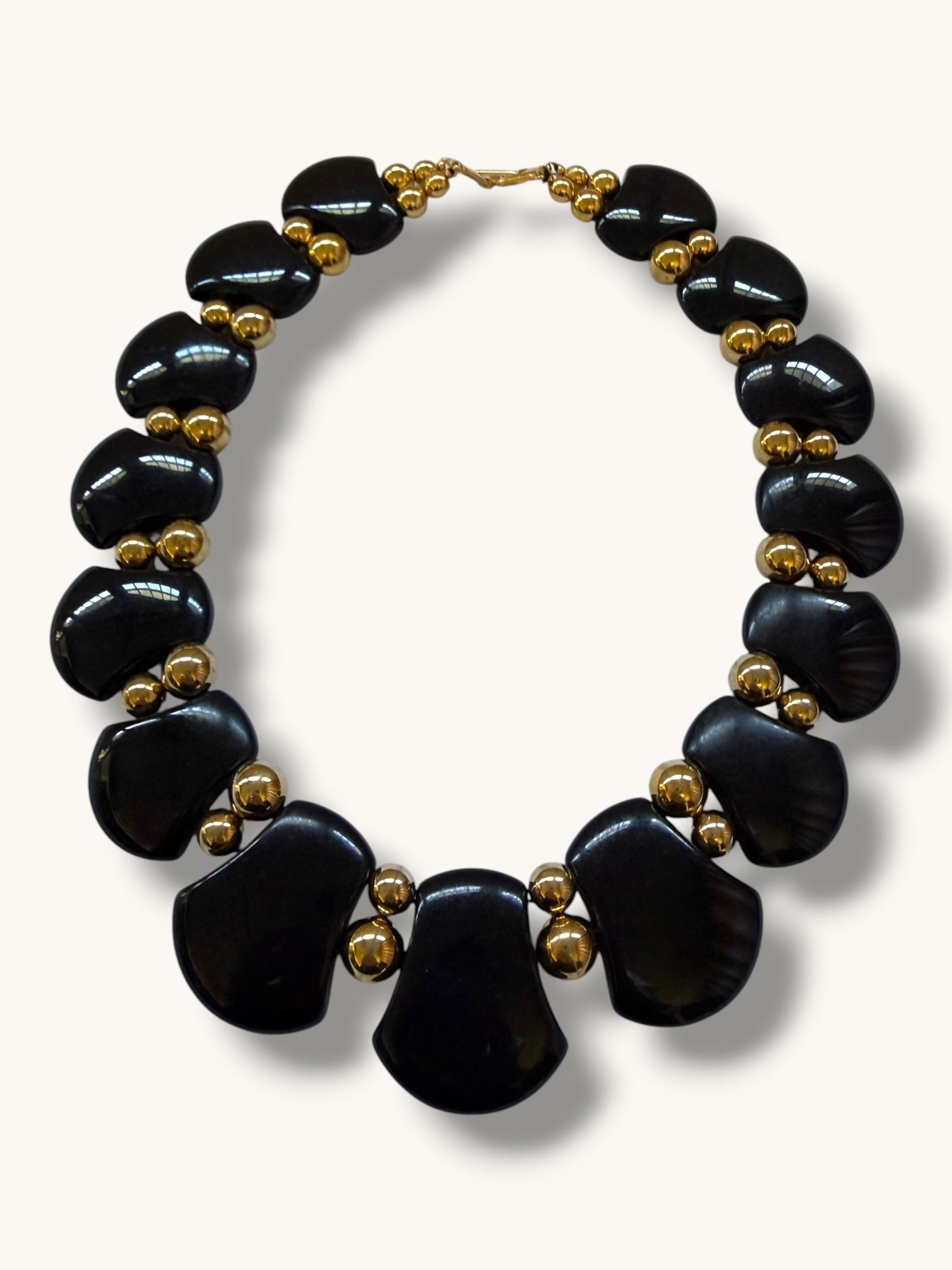 Glossy Black Chocker