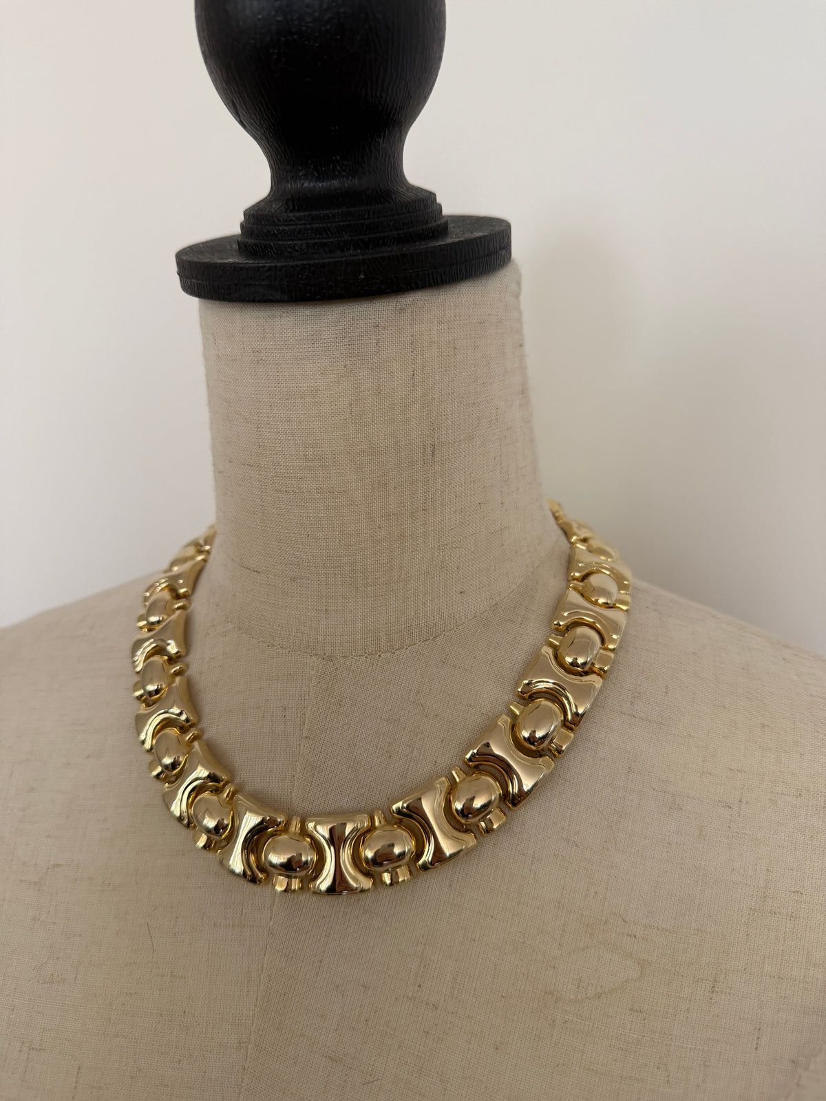 Dome Necklcae