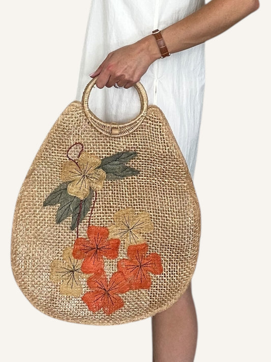 Woven straw bag